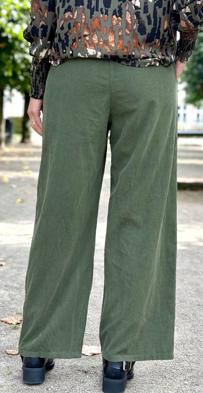 Naima lange fløjlsbukser army